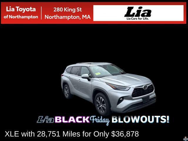 used 2022 Toyota Highlander car, priced at $36,878