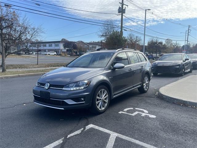 used 2019 Volkswagen Golf Alltrack car, priced at $23,312