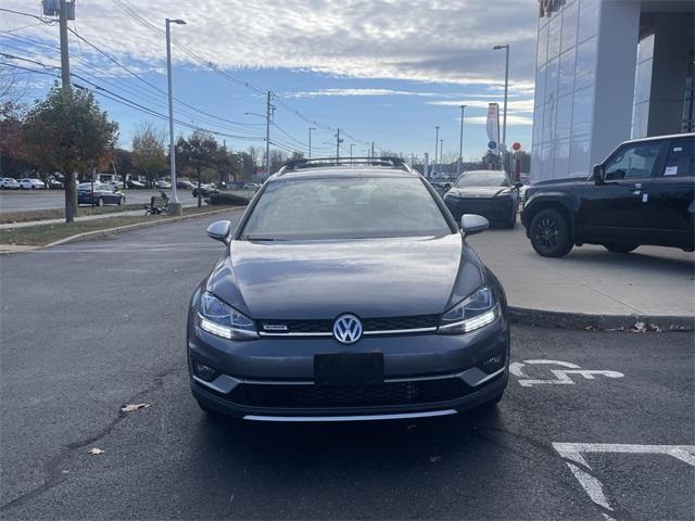 used 2019 Volkswagen Golf Alltrack car, priced at $23,312