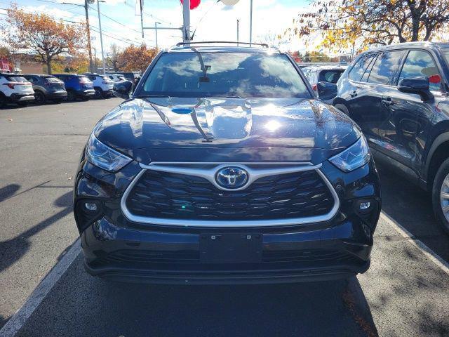 used 2023 Toyota Highlander Hybrid car, priced at $41,778
