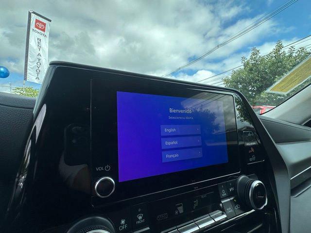 used 2024 Toyota Highlander car, priced at $37,745
