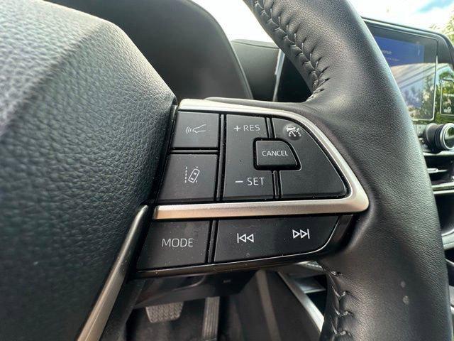 used 2024 Toyota Highlander car, priced at $37,745