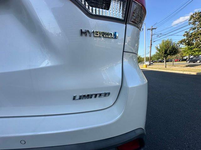 used 2019 Toyota Highlander Hybrid car, priced at $33,787