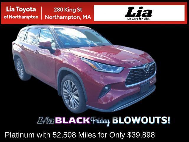 used 2022 Toyota Highlander car, priced at $39,898