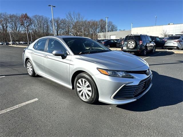 used 2022 Toyota Camry Hybrid car, priced at $23,885