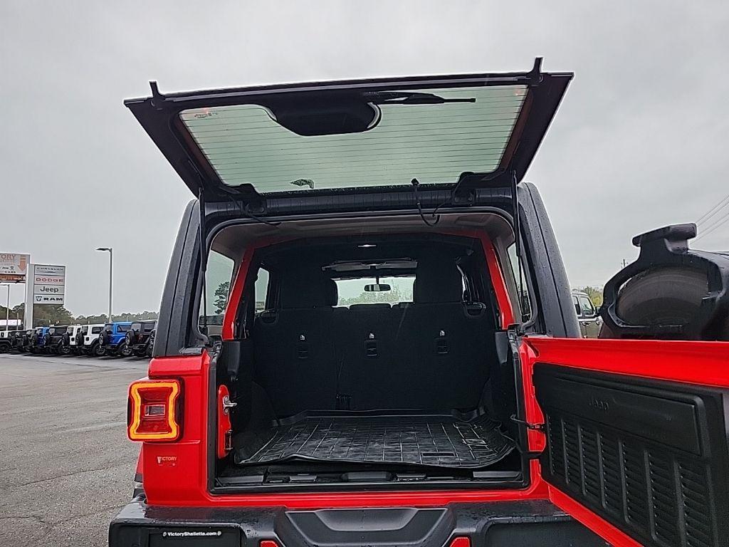 used 2018 Jeep Wrangler Unlimited car, priced at $26,495