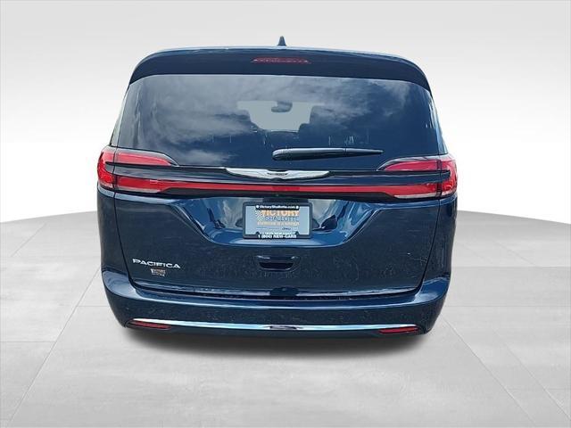 new 2025 Chrysler Pacifica car, priced at $43,112