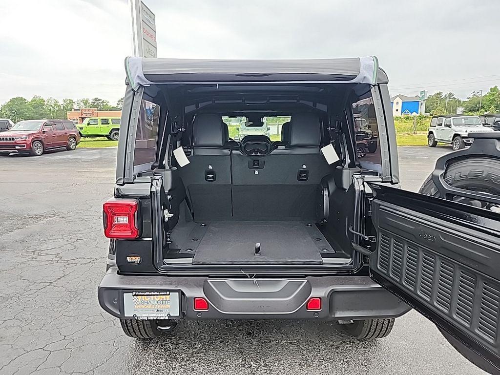 new 2025 Jeep Wrangler car, priced at $50,780
