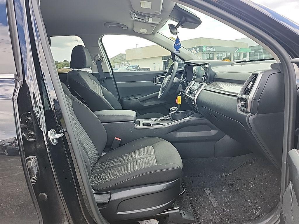 used 2023 Kia Sorento car, priced at $25,795
