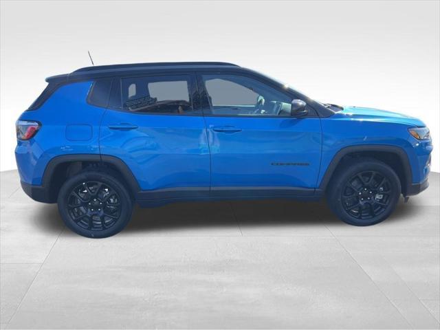 new 2024 Jeep Compass car, priced at $30,500