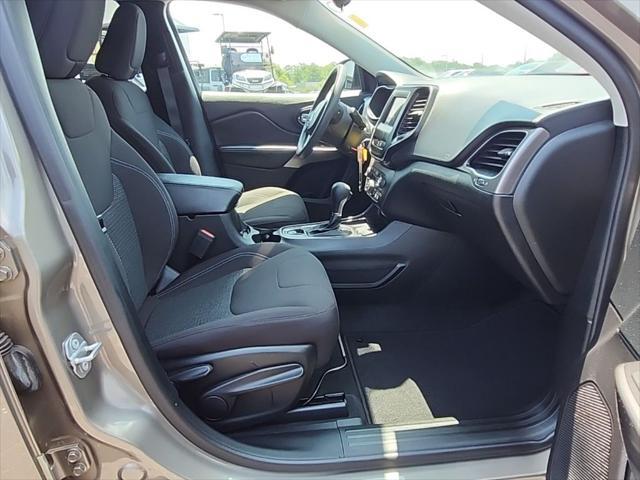 used 2021 Jeep Cherokee car, priced at $19,495