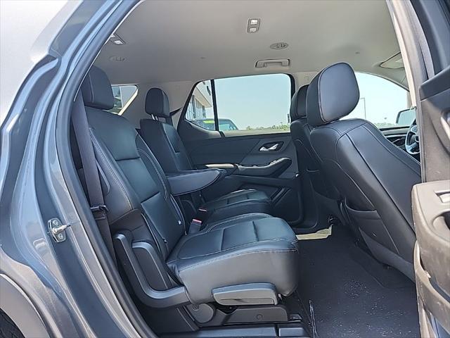 used 2021 Chevrolet Traverse car, priced at $30,495