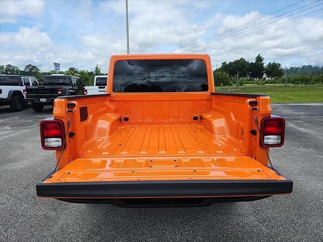 new 2025 Jeep Gladiator car, priced at $45,273