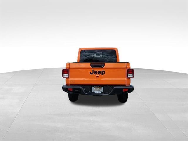 new 2025 Jeep Gladiator car, priced at $45,273