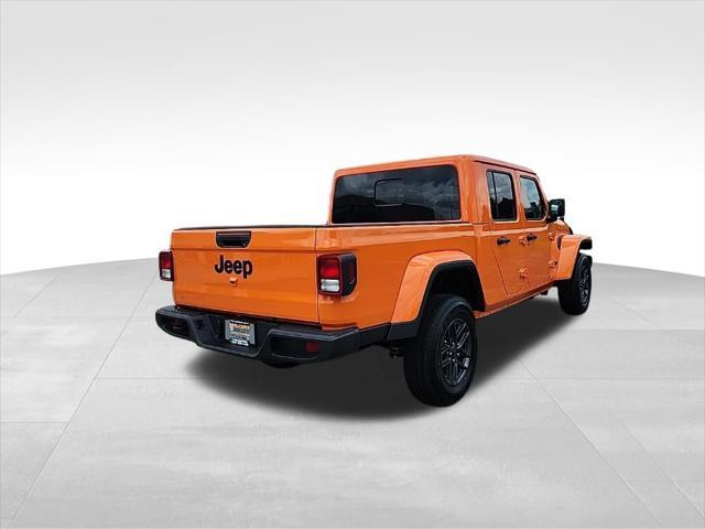 new 2025 Jeep Gladiator car, priced at $45,273