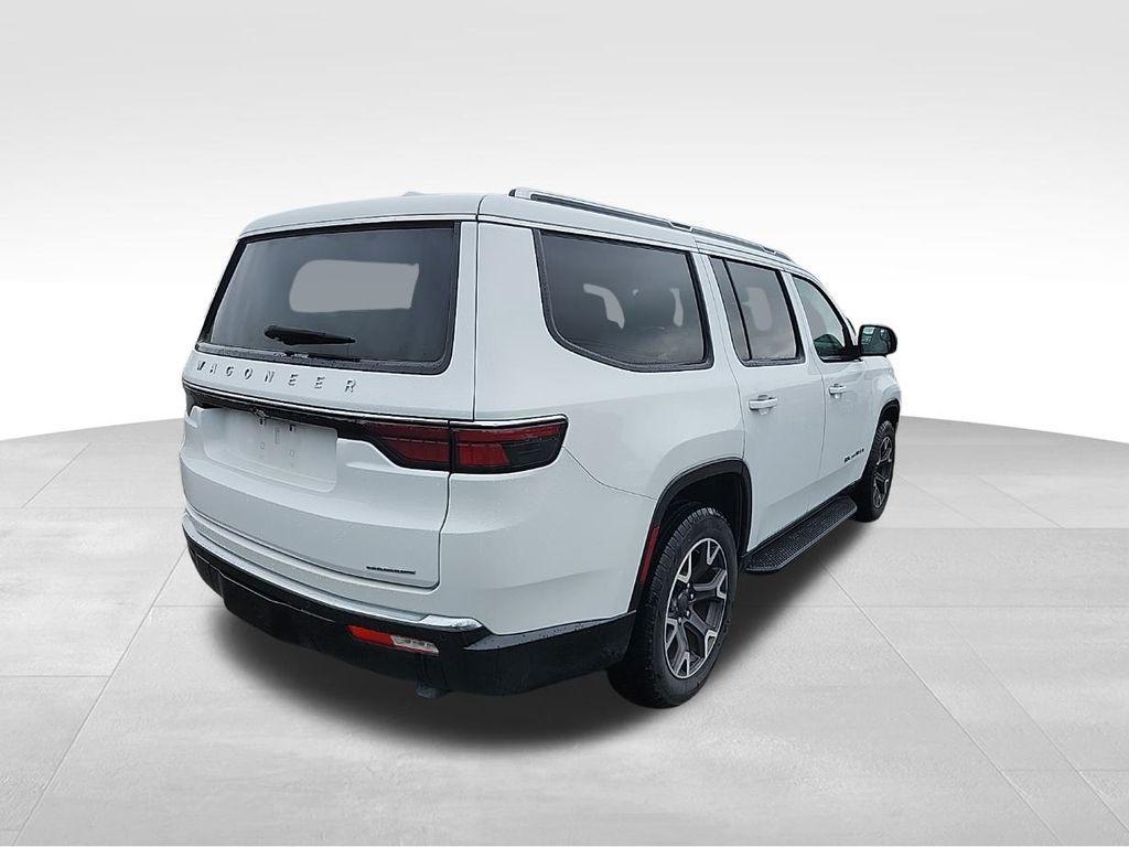 used 2023 Jeep Wagoneer car, priced at $42,495