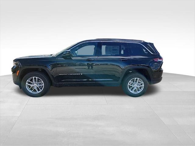 new 2025 Jeep Grand Cherokee car, priced at $37,675