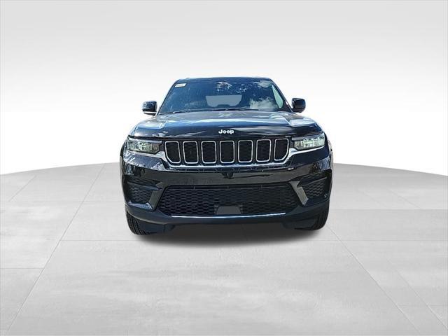 new 2025 Jeep Grand Cherokee car, priced at $37,675