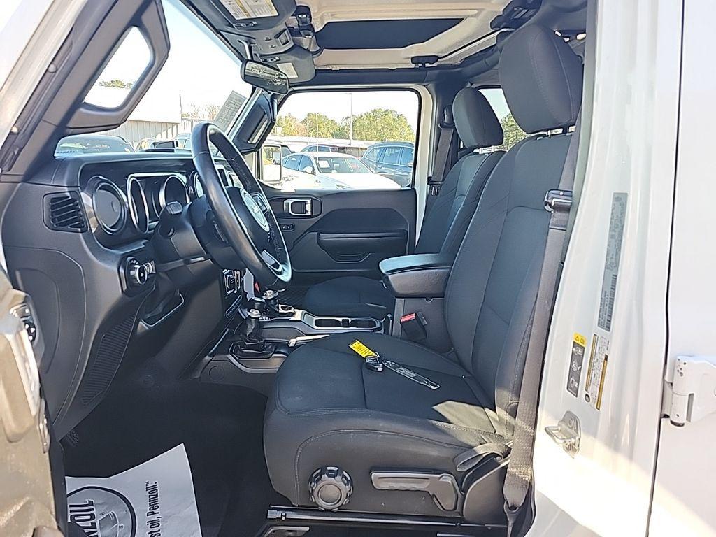 used 2021 Jeep Wrangler Unlimited car, priced at $26,883