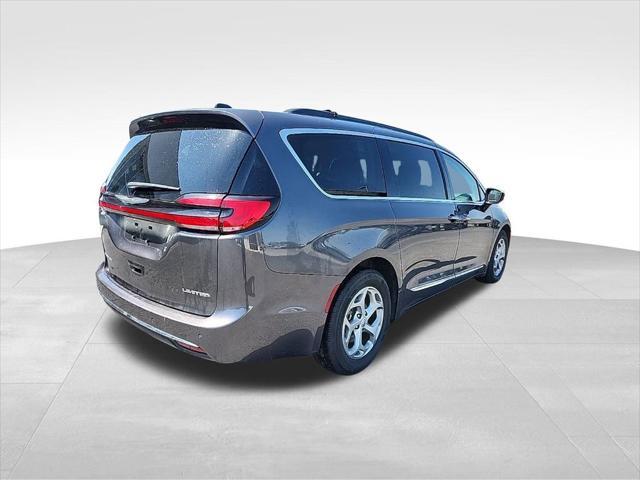 used 2023 Chrysler Pacifica car, priced at $29,300