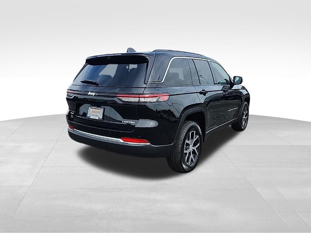 new 2025 Jeep Grand Cherokee car, priced at $49,185