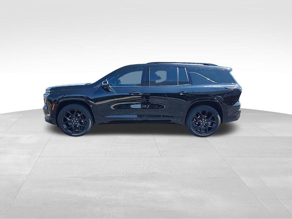 used 2024 Chevrolet Traverse car, priced at $50,995