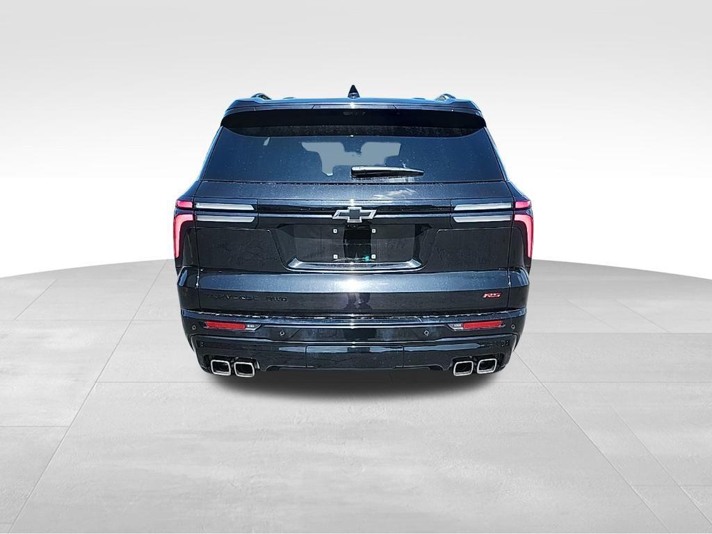 used 2024 Chevrolet Traverse car, priced at $50,995