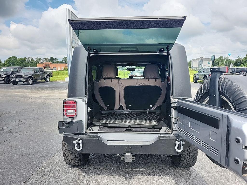 used 2014 Jeep Wrangler Unlimited car, priced at $18,000