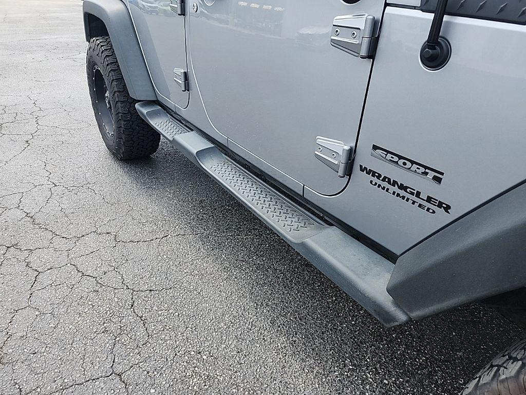 used 2014 Jeep Wrangler Unlimited car, priced at $18,000