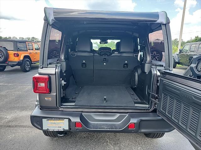 new 2025 Jeep Wrangler car, priced at $51,202