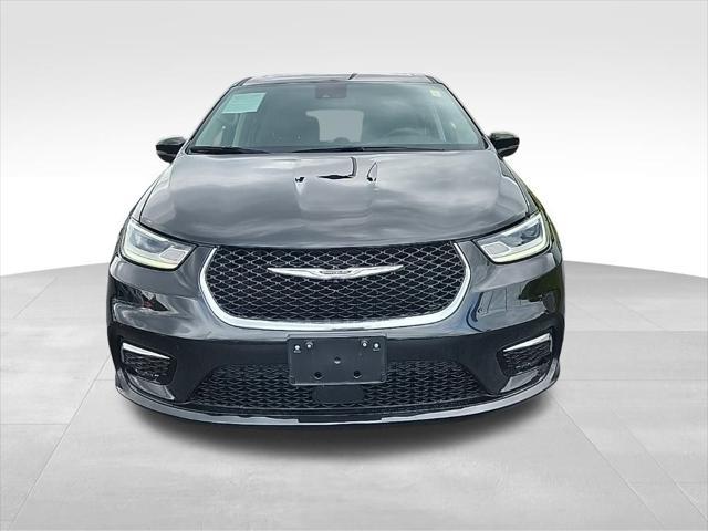 used 2023 Chrysler Pacifica Hybrid car, priced at $20,995