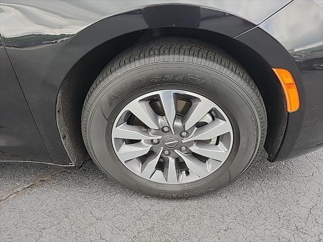 used 2023 Chrysler Pacifica Hybrid car, priced at $20,995