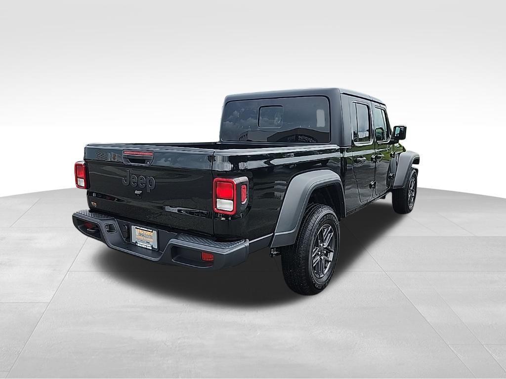 new 2025 Jeep Gladiator car, priced at $42,607