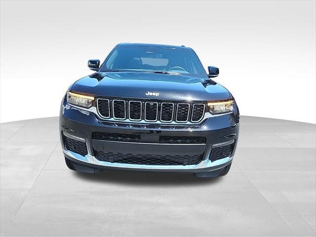 new 2025 Jeep Grand Cherokee car, priced at $48,552