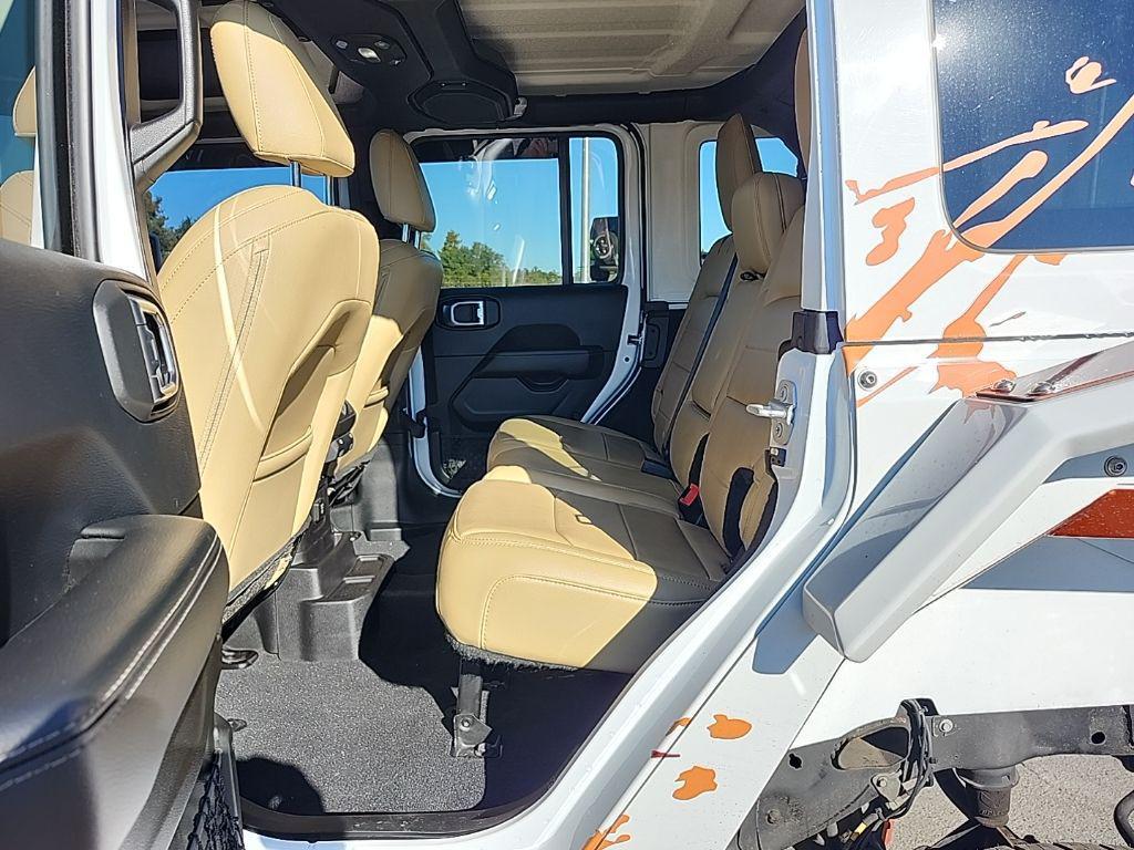 used 2018 Jeep Wrangler Unlimited car, priced at $32,995