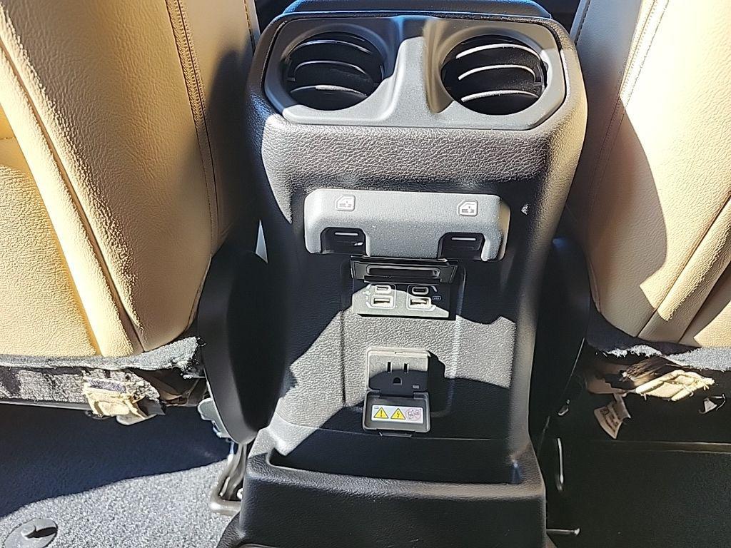 used 2018 Jeep Wrangler Unlimited car, priced at $32,995