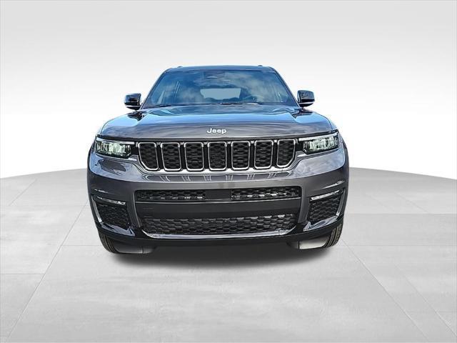 new 2025 Jeep Grand Cherokee car, priced at $48,290