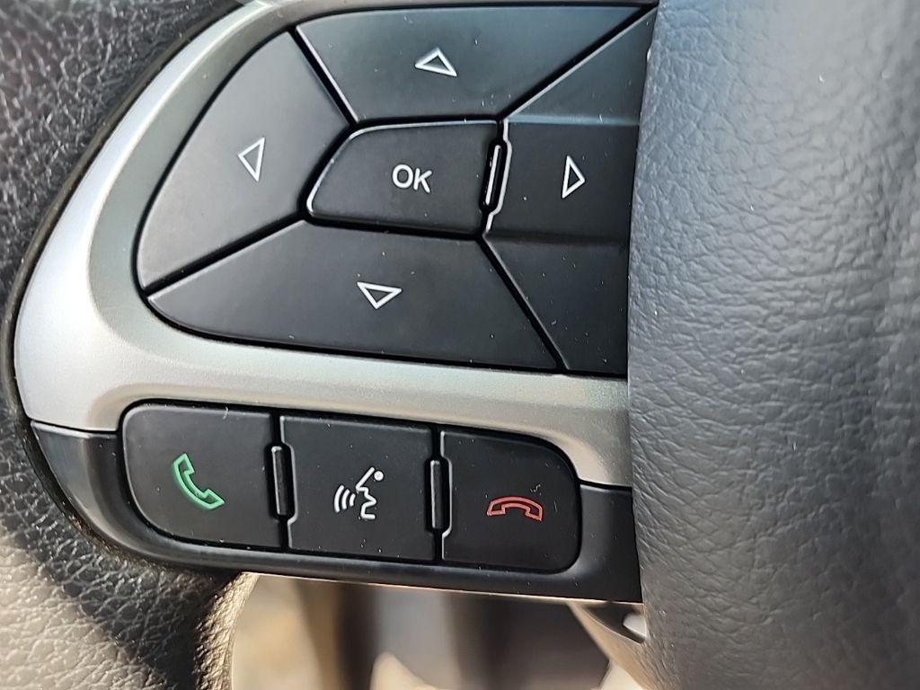 used 2018 Jeep Compass car, priced at $11,250