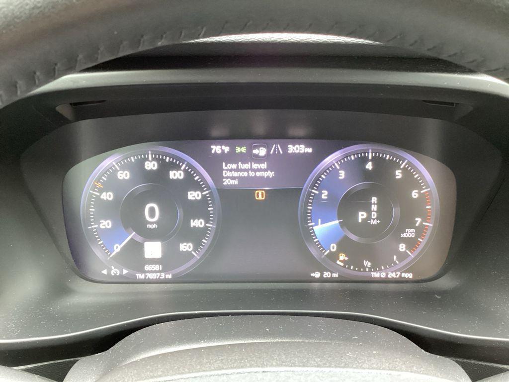 used 2020 Volvo XC40 car, priced at $21,895
