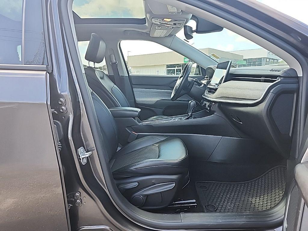 used 2022 Jeep Compass car, priced at $21,995