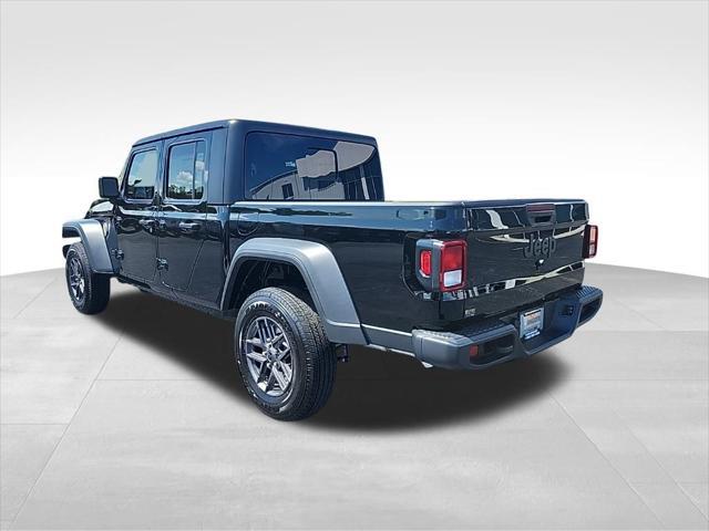 new 2025 Jeep Gladiator car, priced at $42,814