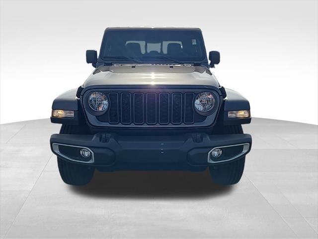 new 2024 Jeep Gladiator car, priced at $45,250