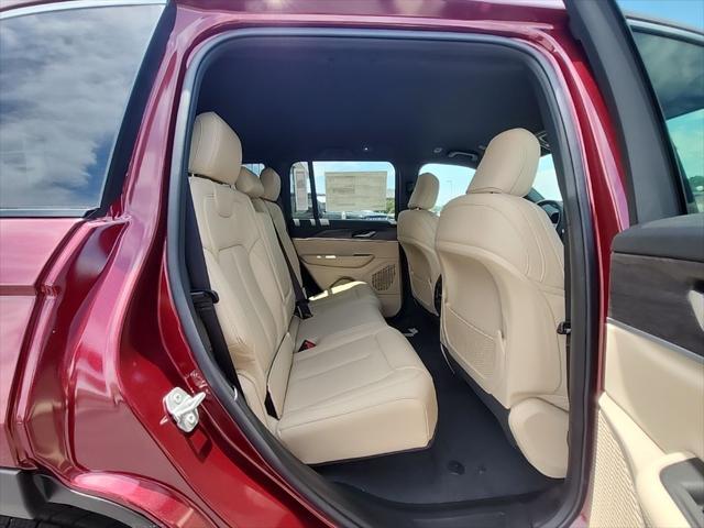 new 2025 Jeep Grand Cherokee car, priced at $41,091
