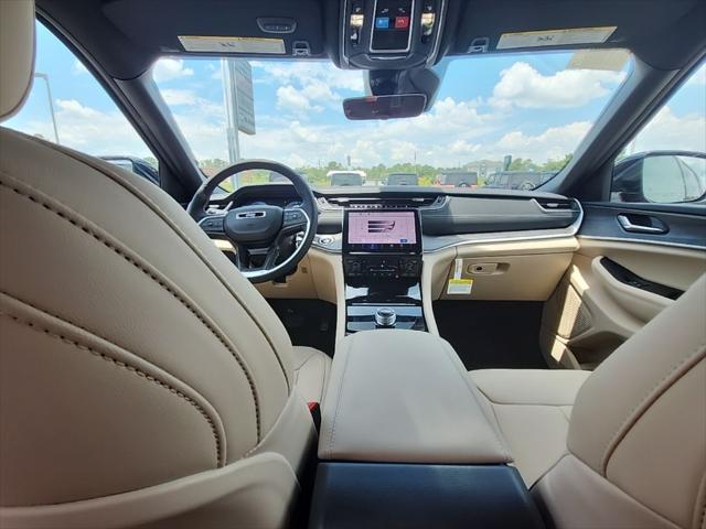 new 2025 Jeep Grand Cherokee car, priced at $41,091
