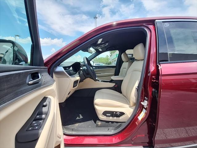 new 2025 Jeep Grand Cherokee car, priced at $41,091