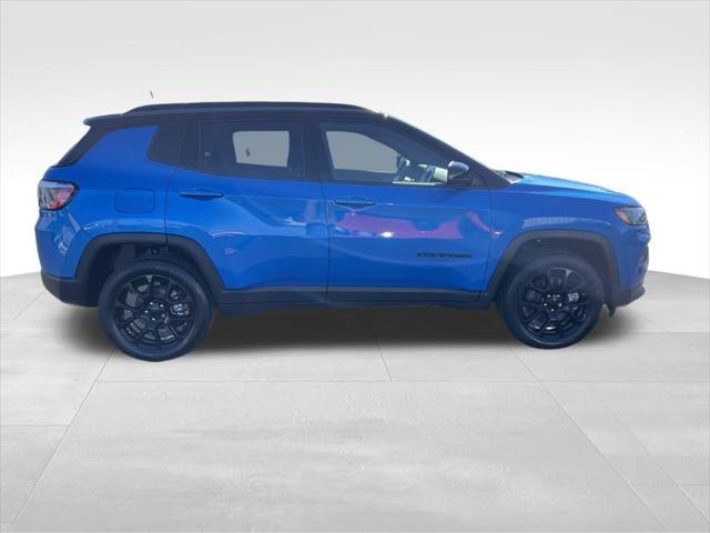 new 2023 Jeep Compass car, priced at $33,000