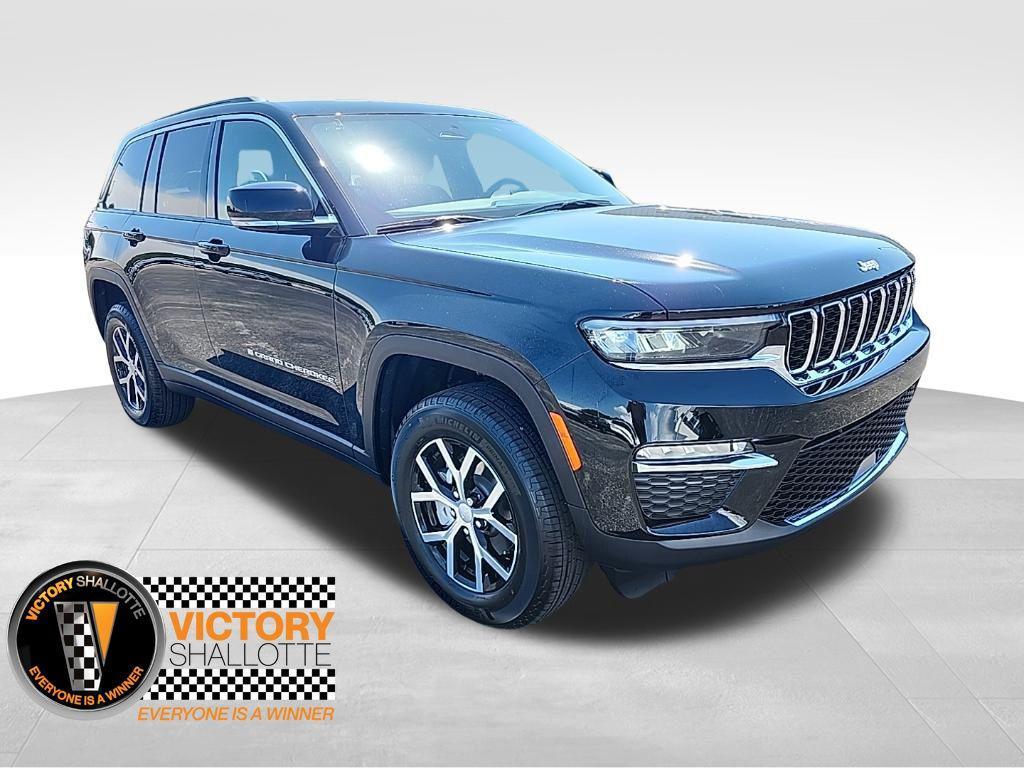 new 2025 Jeep Grand Cherokee car, priced at $42,147
