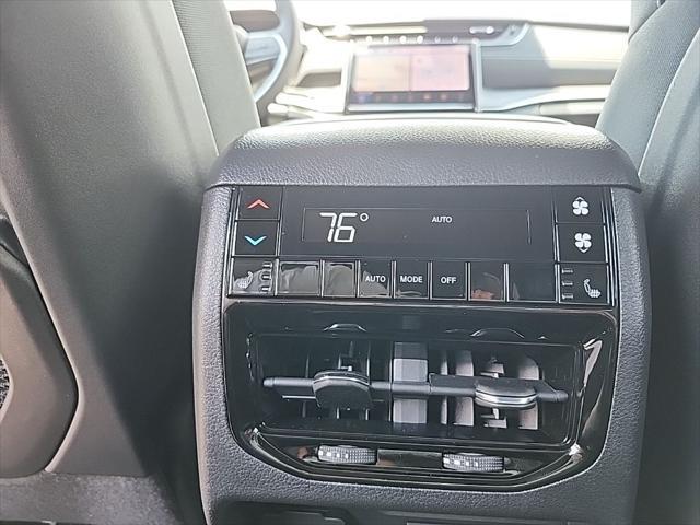 new 2025 Jeep Grand Cherokee car, priced at $45,636