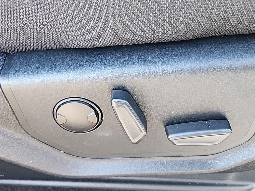 used 2020 Ford F-150 car, priced at $31,800