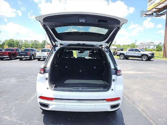 new 2025 Jeep Grand Cherokee car, priced at $62,860
